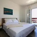 Mikin Apartment