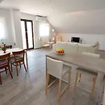 Mikin Apartment Betina (Sibenik-Knin)