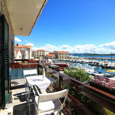 Mikin Apartment Betina (Sibenik-Knin)